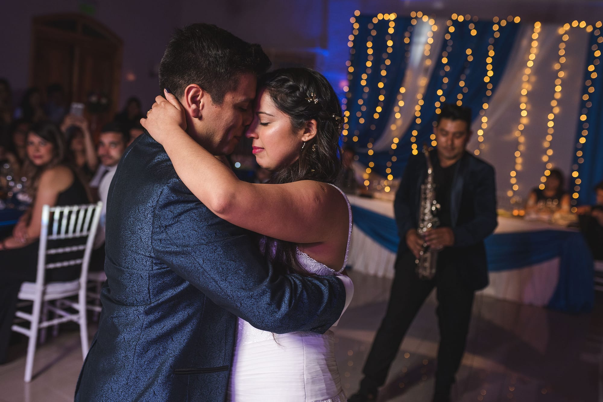 Matrimonio-centro de eventos-oliveto-santiago-fotógrafo de matrimonios-vals novios