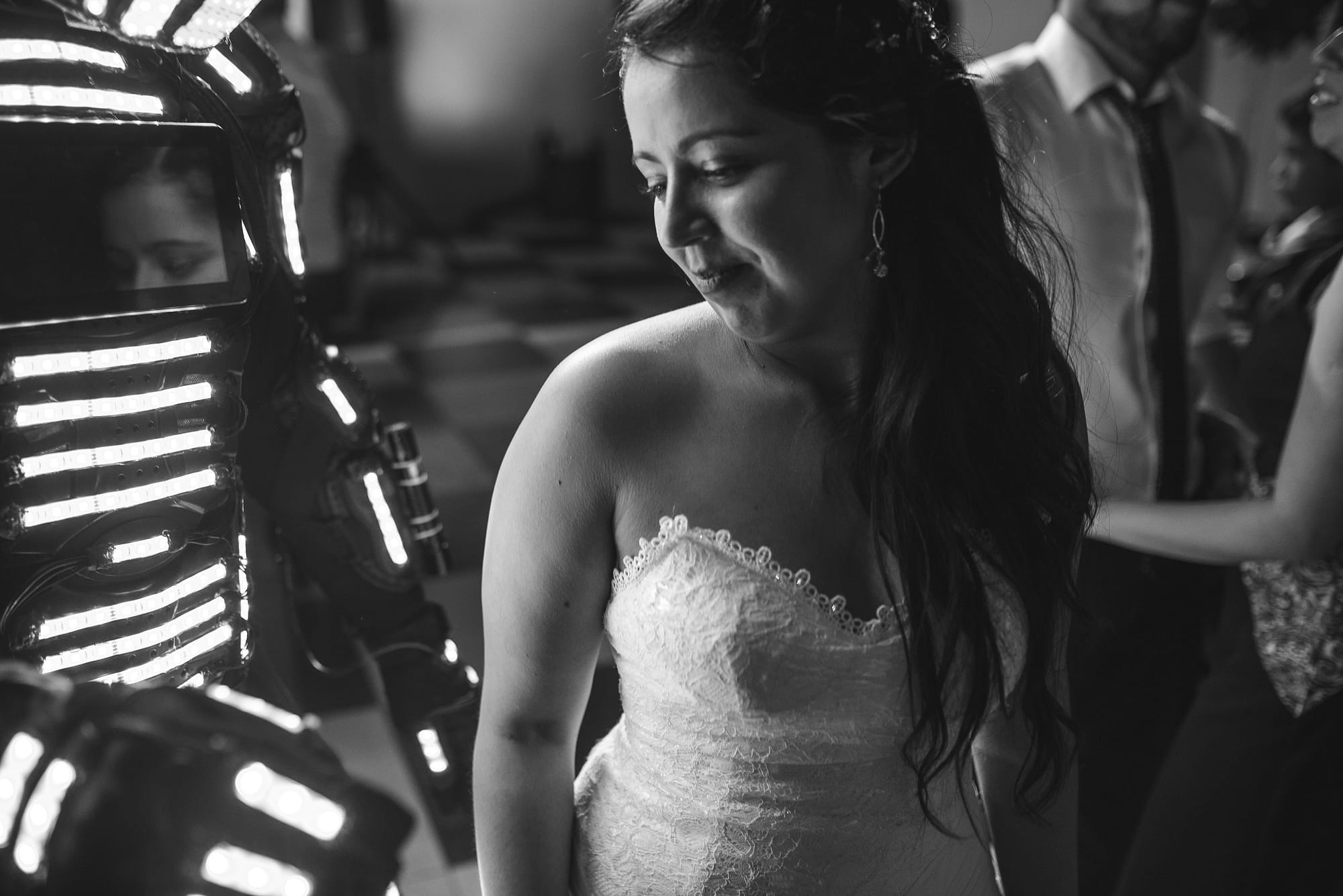 Matrimonio-centro de eventos-oliveto-santiago-fotógrafo de matrimonios-fiesta-robot led