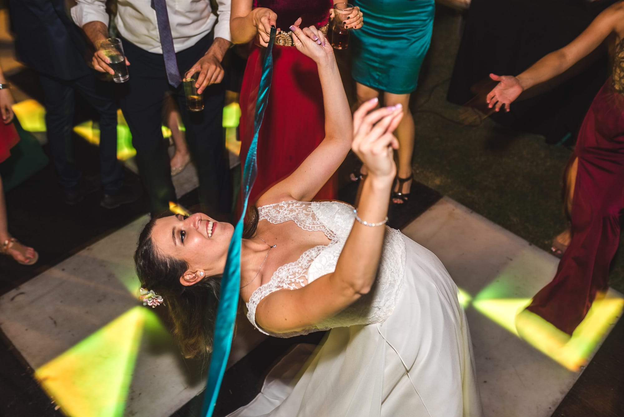 fotografo documental de matrimonios-fotografo matrimonio santiago-fiesta
